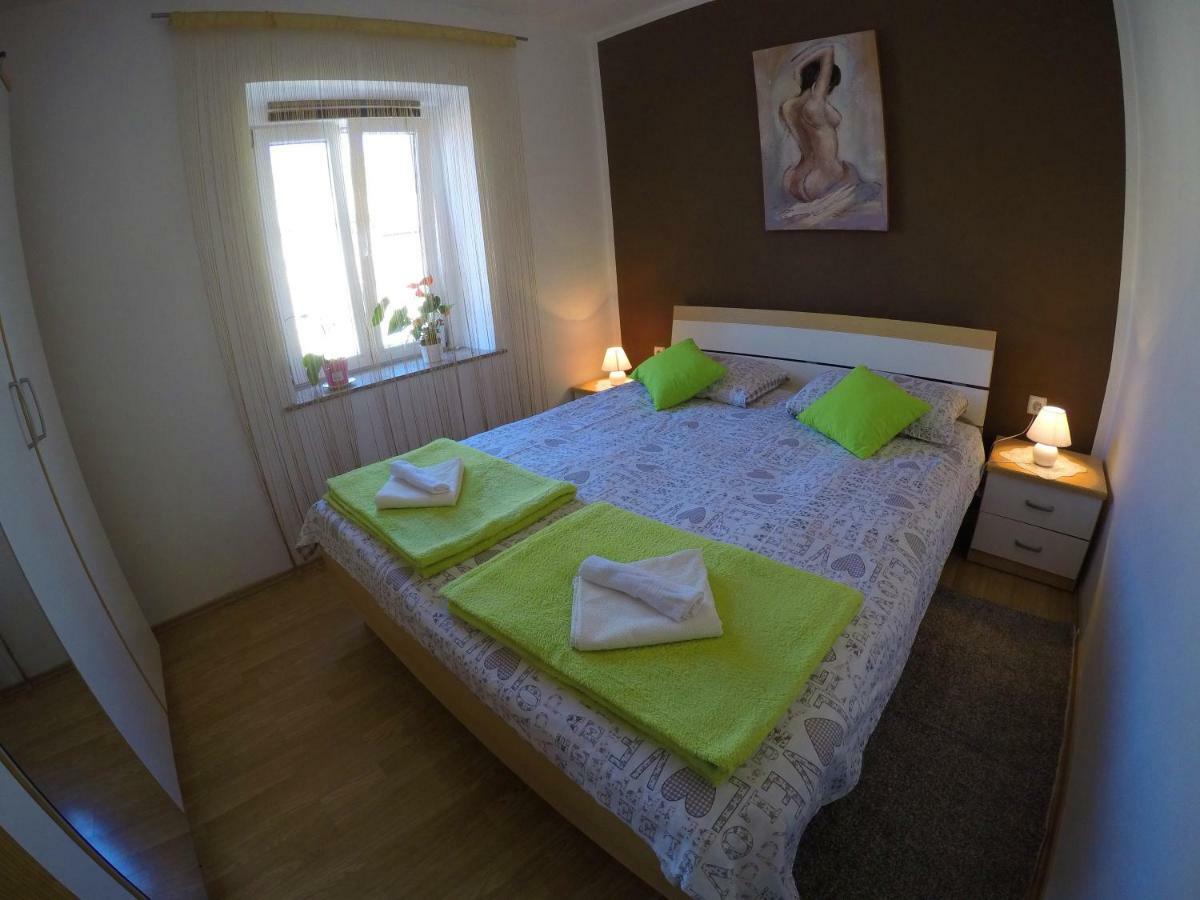 Apartman Pio Zengg Kültér fotó